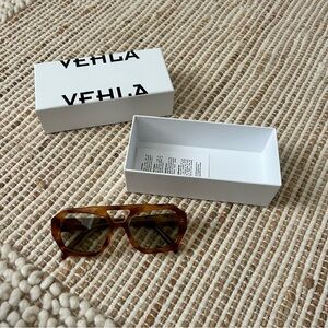 Vehla River Sunglasses in Honey Tort/Sage